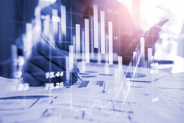 En nuestro comparador de fondos y ETF  puede consultar un abanico muy amplio que ya supera los 2.100 fondos y ETF.